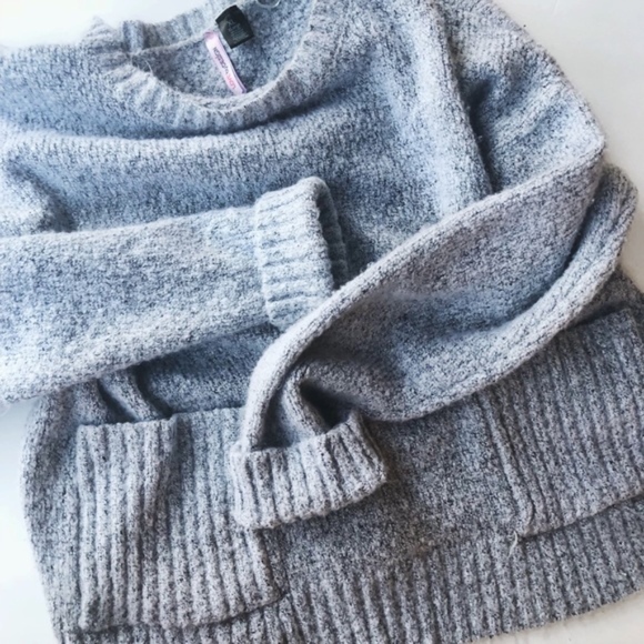 Love By Design Sweaters - Comfy knit pocket sweater (XL)